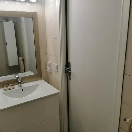 Будинок відпочинку Centre Le Milagro 3 *
